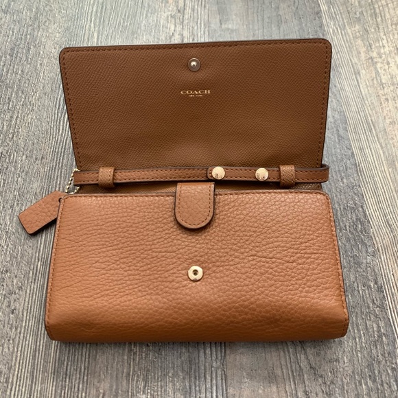 COACH Convertible Crossbody Wallet Purse - Picture 3 of 5